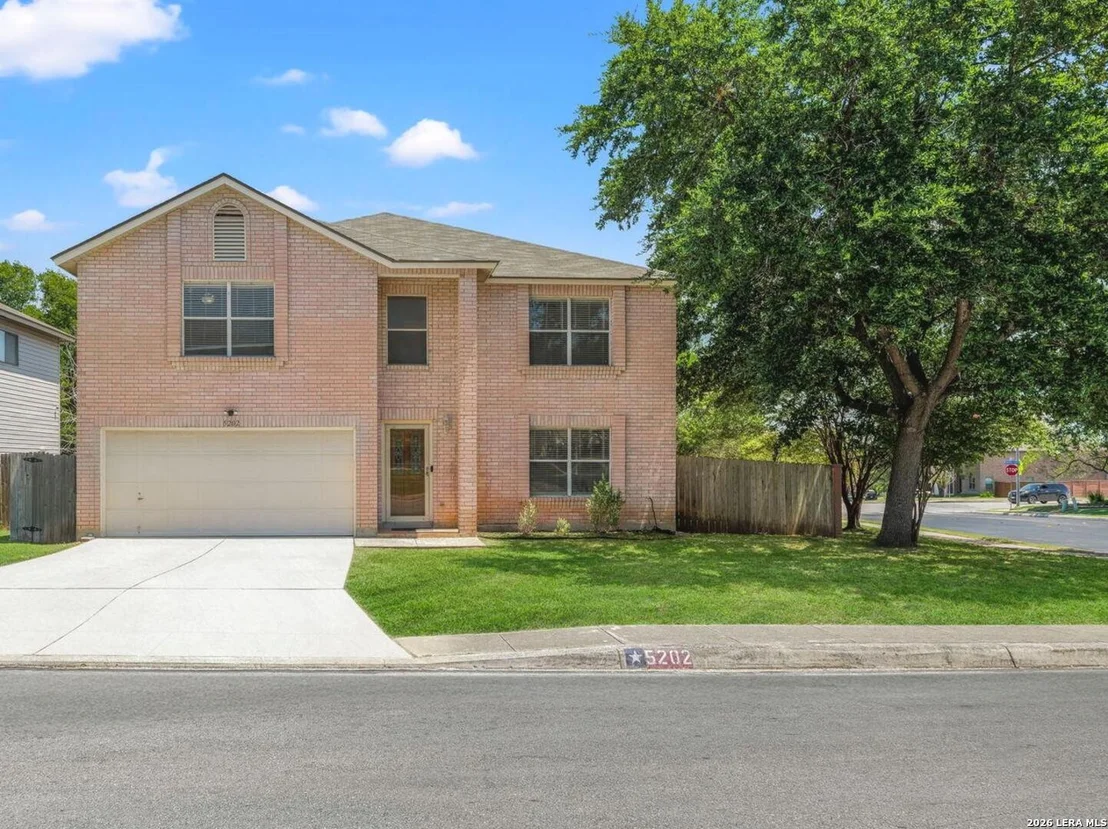 Photo of 5202 Erickson Blf