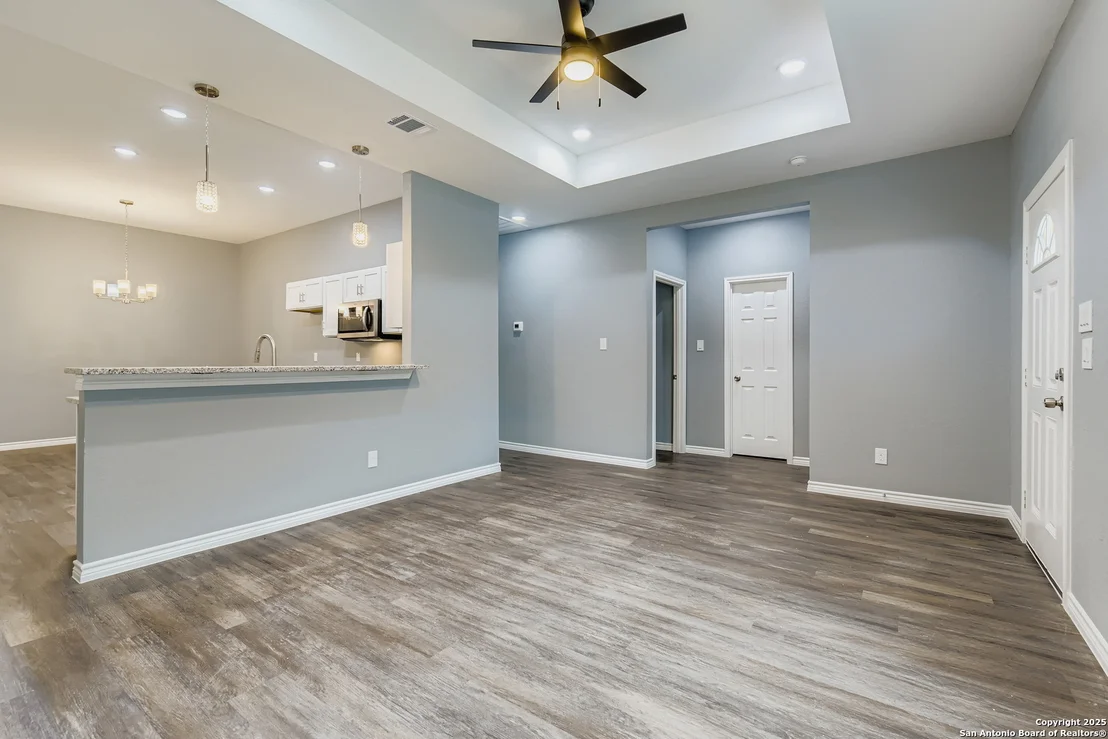 Photo of 226 Frost