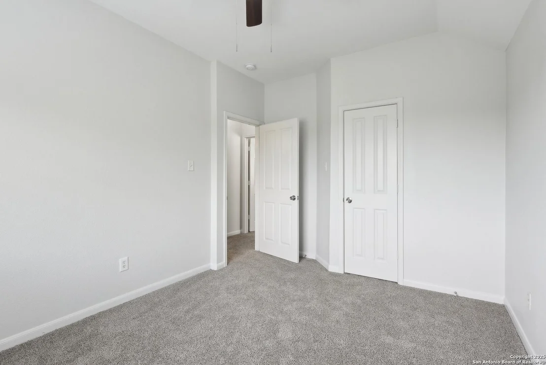 Photo of 9518 Loyal Valley
