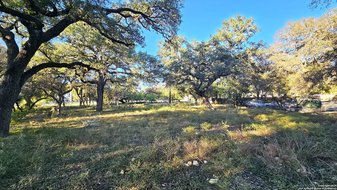 Photo of 210 north loop