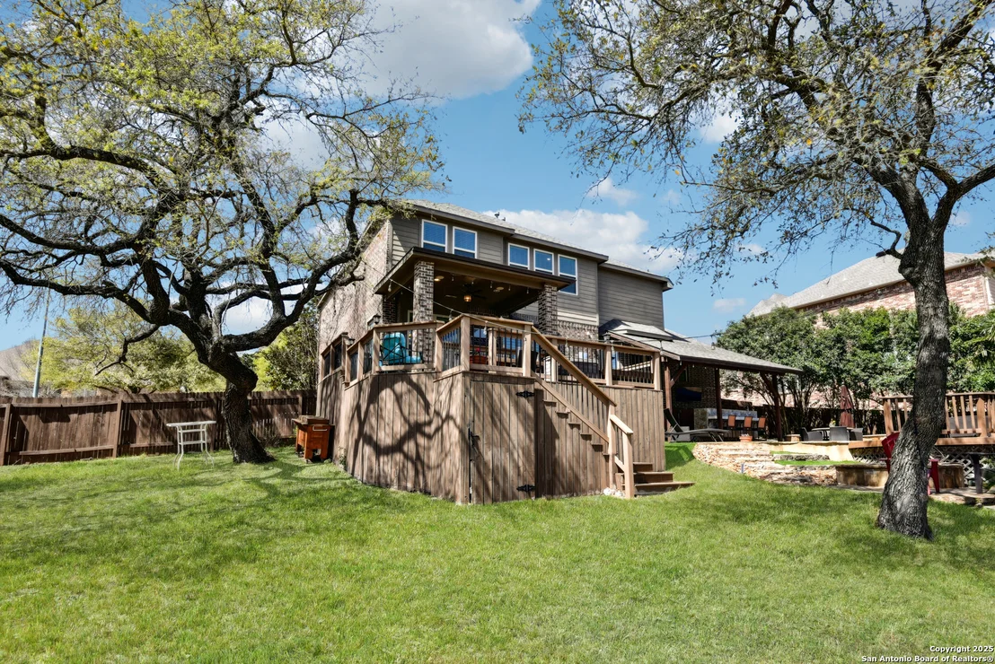 Photo of 25612 Santolina