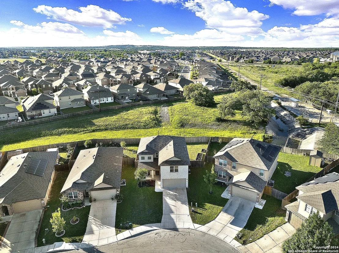 Photo of 8702 Addison Rdg