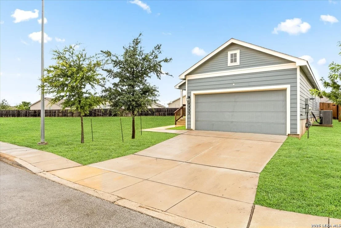 Photo of 4823 Republic View