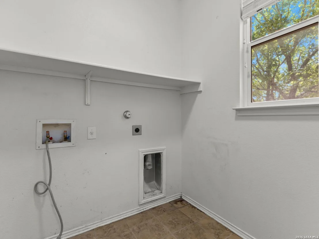 Photo of 1100 RENAISSANCE TRL