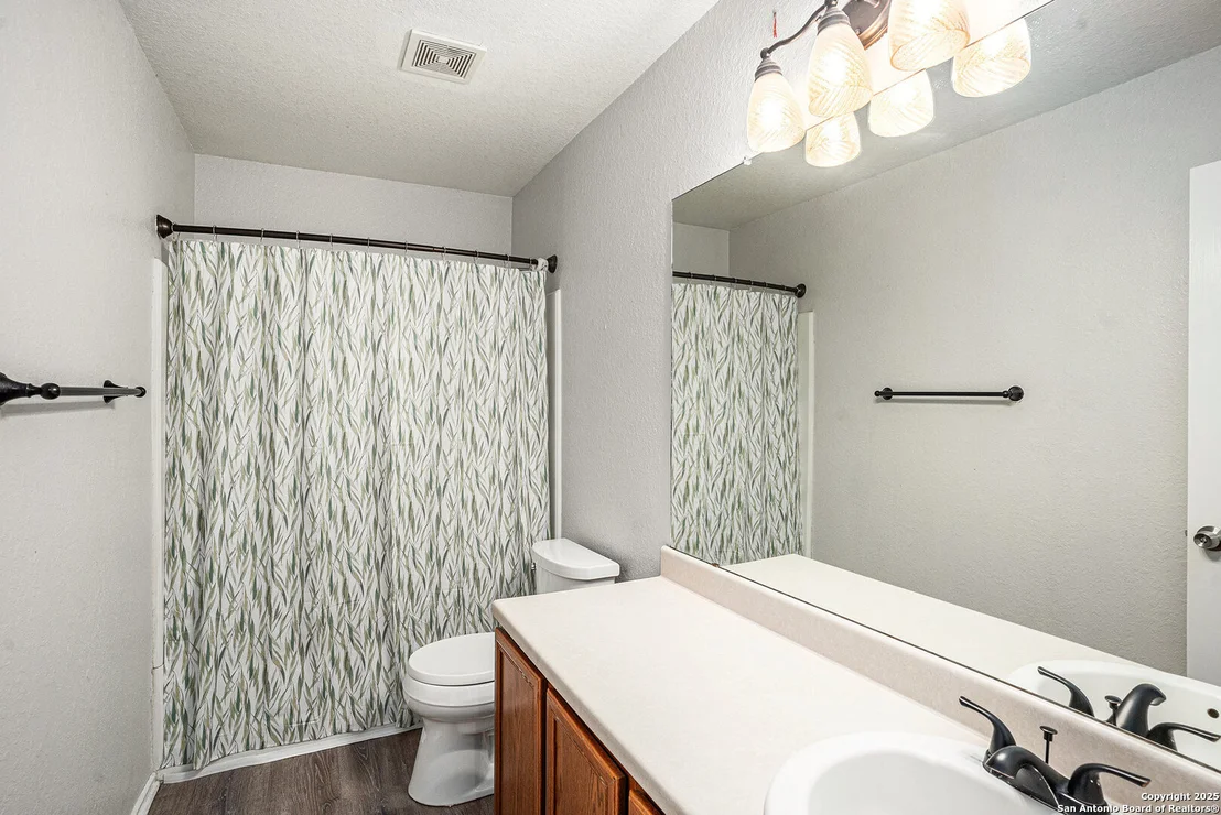 Photo of 10131 Cedarcliff
