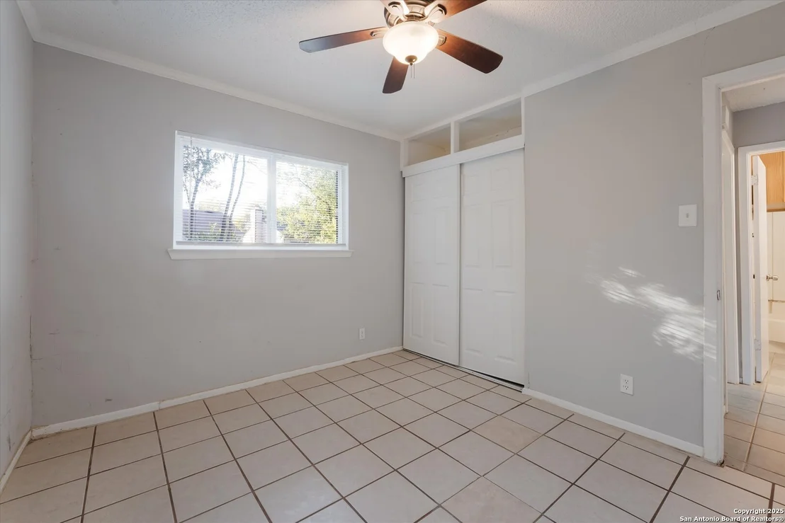 Photo of 4015 Colonial Sun