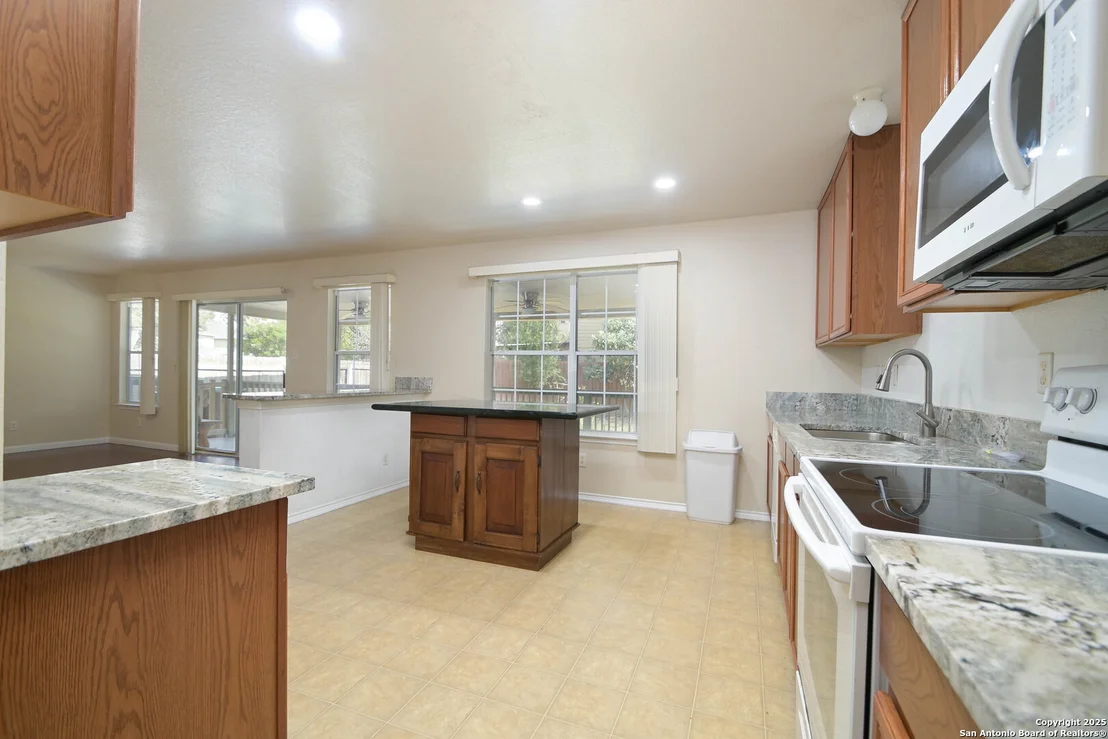 Photo of 6010 Ironmill Creek
