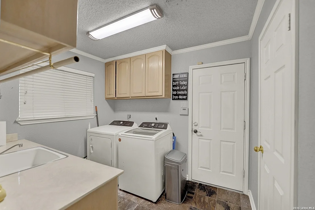 Photo of 5 AUGUSTA DR
