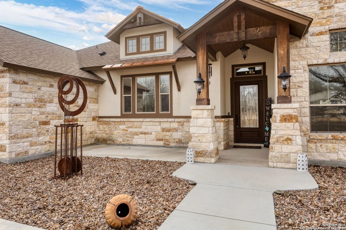 Photo of 144 Crescent Ridge