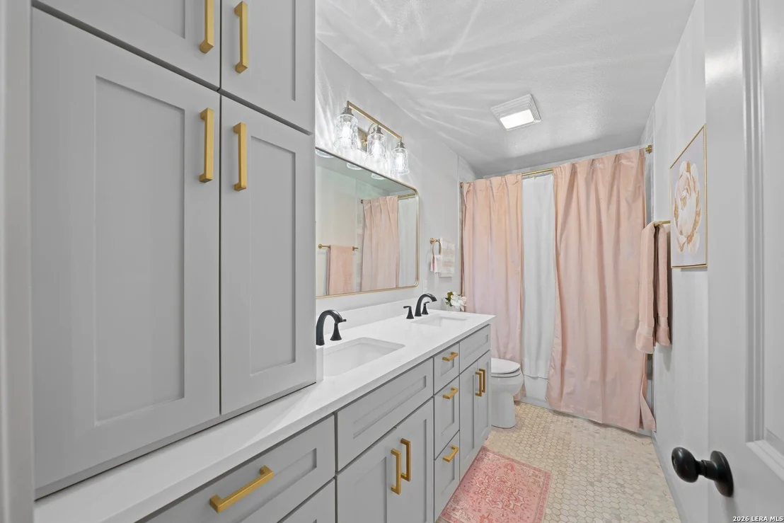 Photo of 411 Emerald Loop