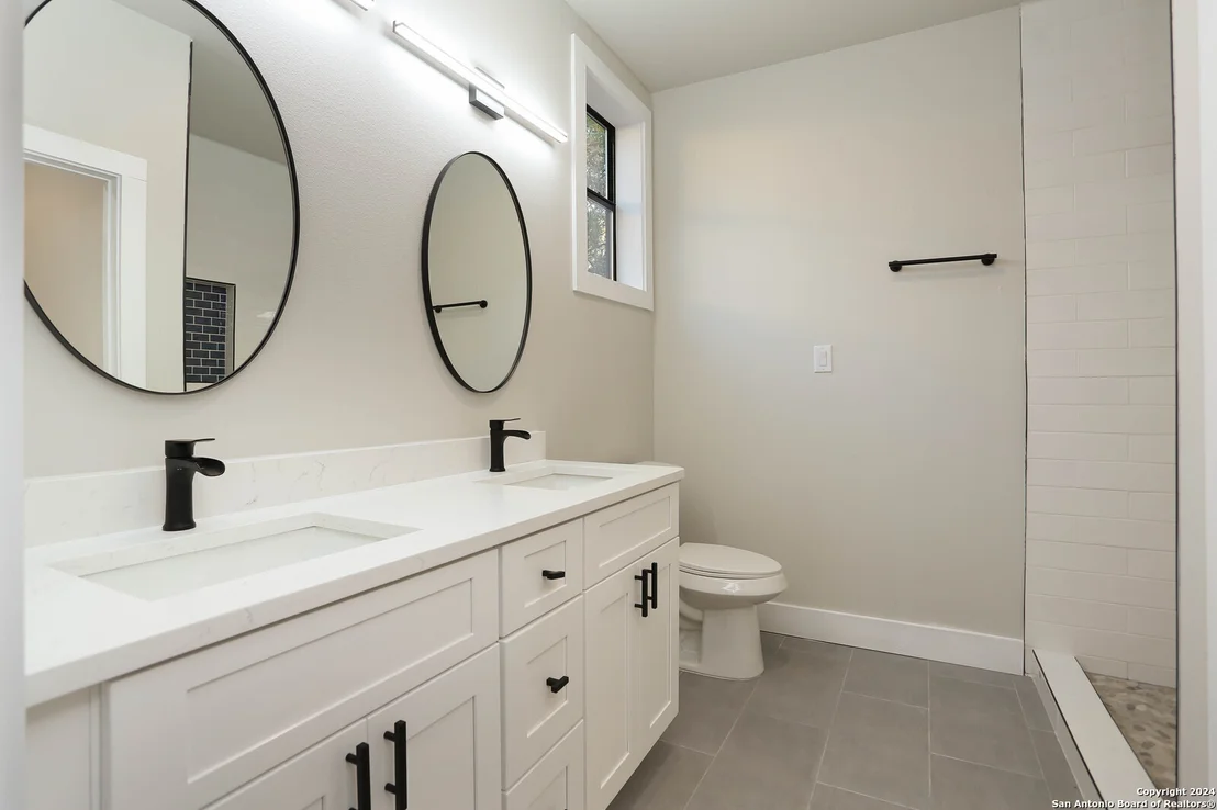 Photo of 312 SOLLOCK DR