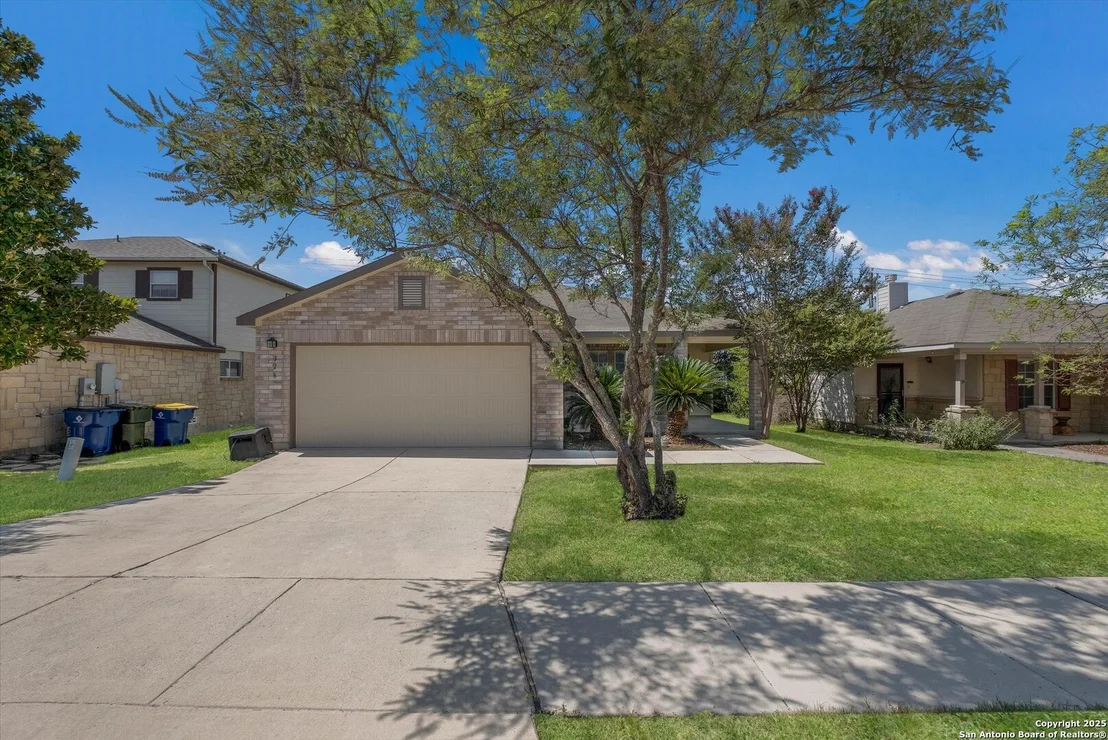 Photo of 328 WILLOW VIEW