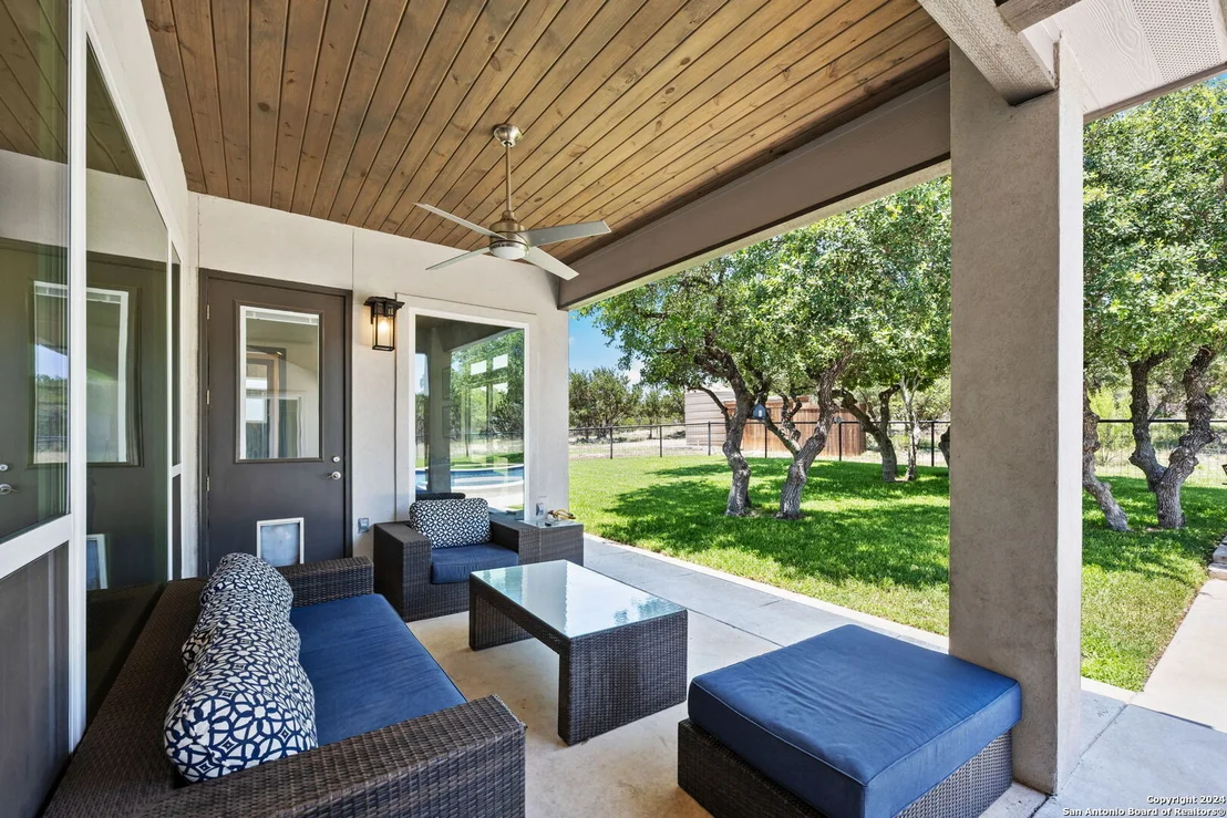 Photo of 1114 Savanna