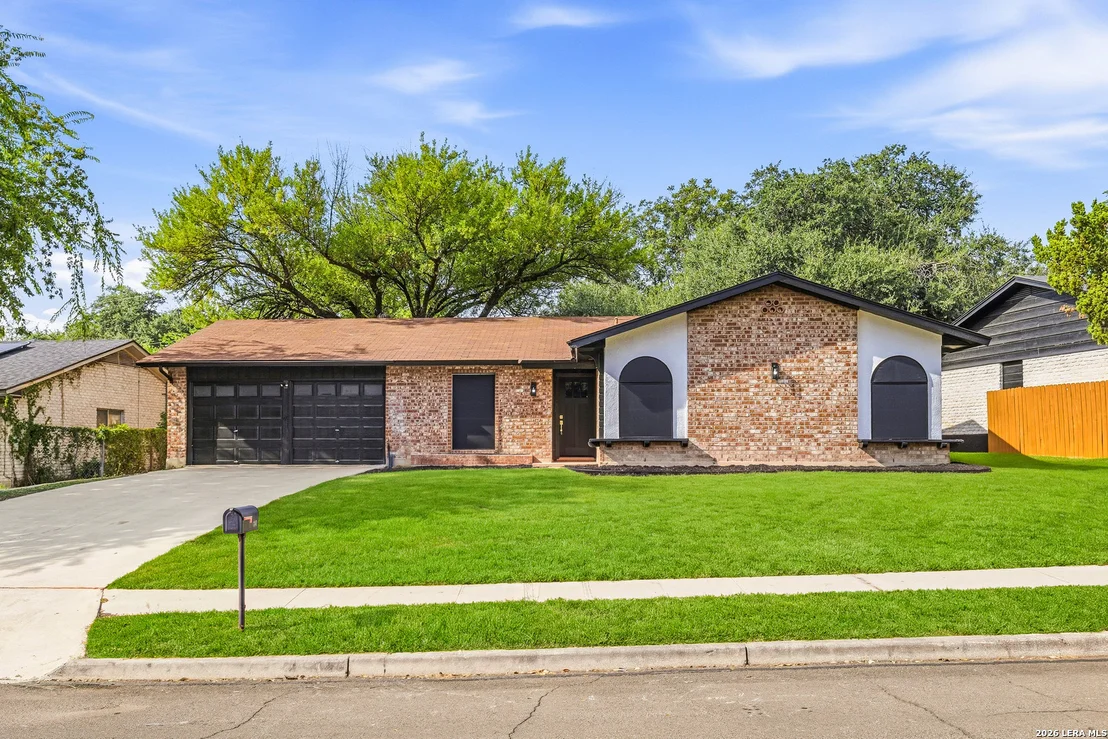Photo of 6707 FOREST GRV