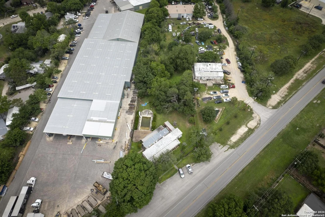 Photo of 5835 Randolph Blvd