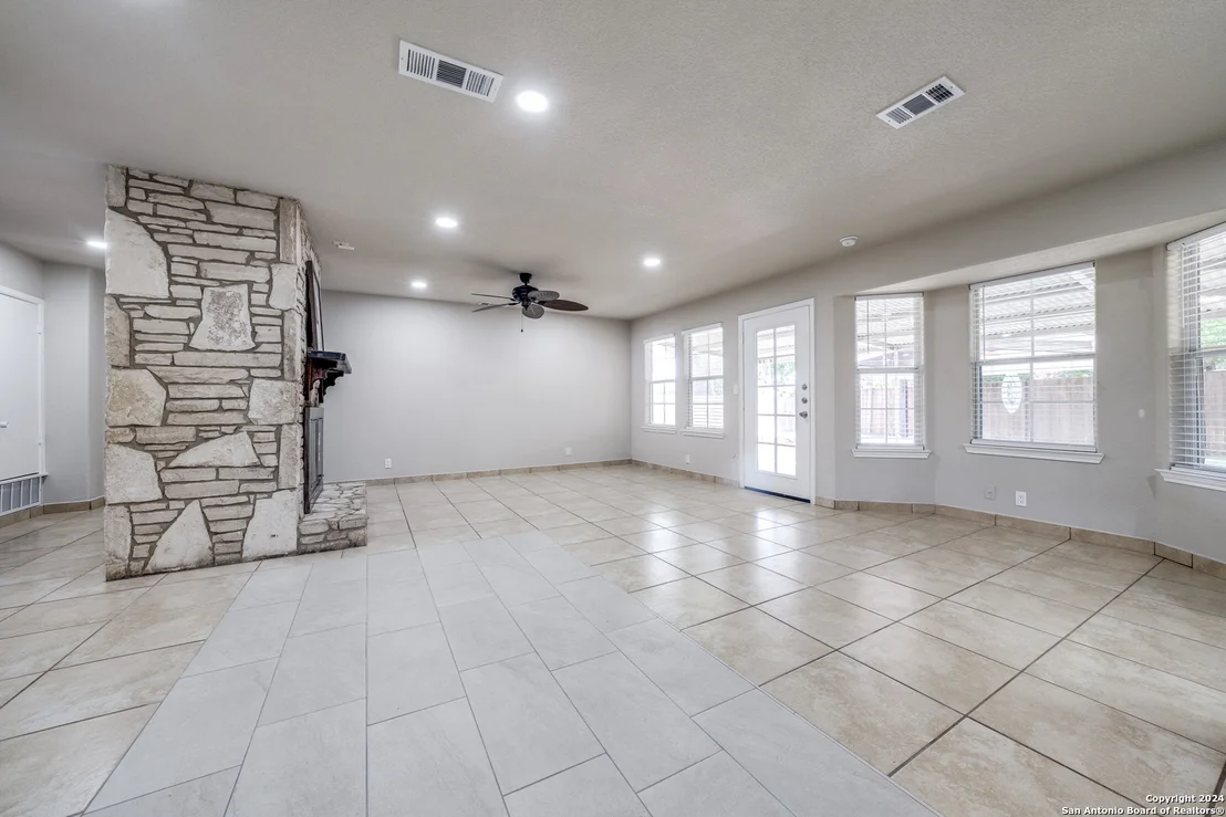 Photo of 9622 five forks