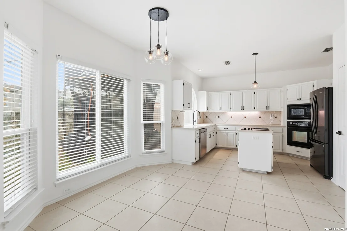 Photo of 602 Lightstone