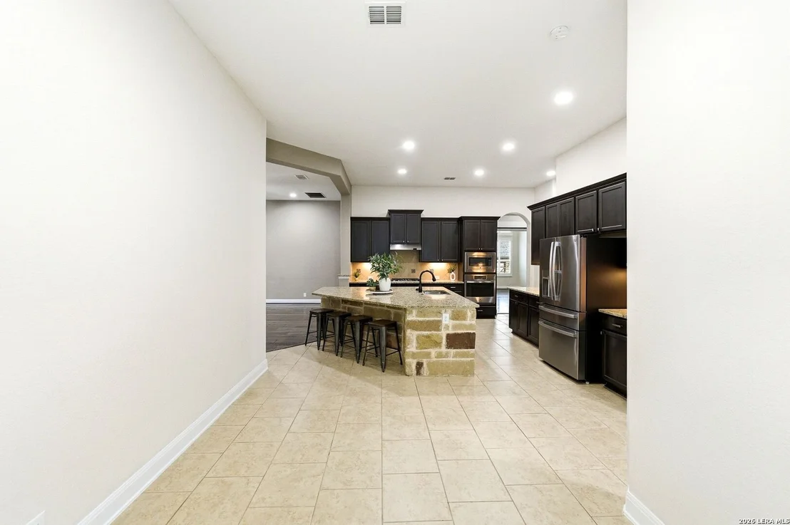 Photo of 2019 GLENDON DR