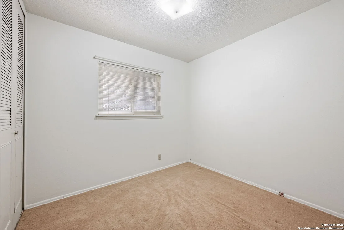 Photo of 6719 Lucerne
