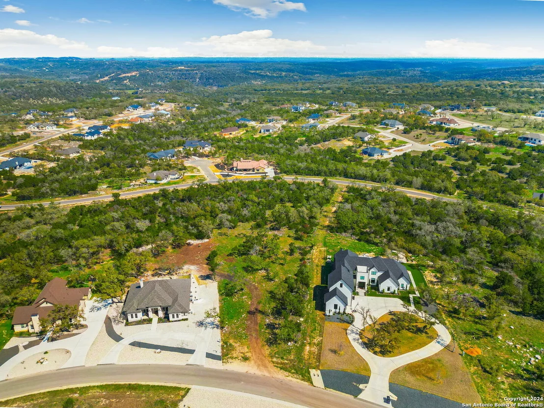 Photo of 1275 SMOKY LOOP RD