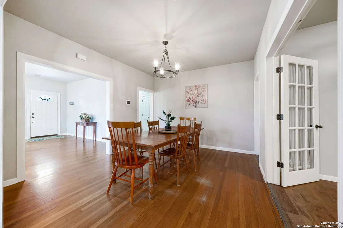 Photo of 274 HERMINE BLVD