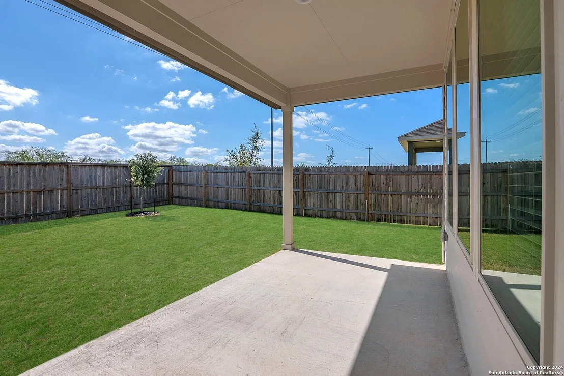 Photo of 5118 Garden Field