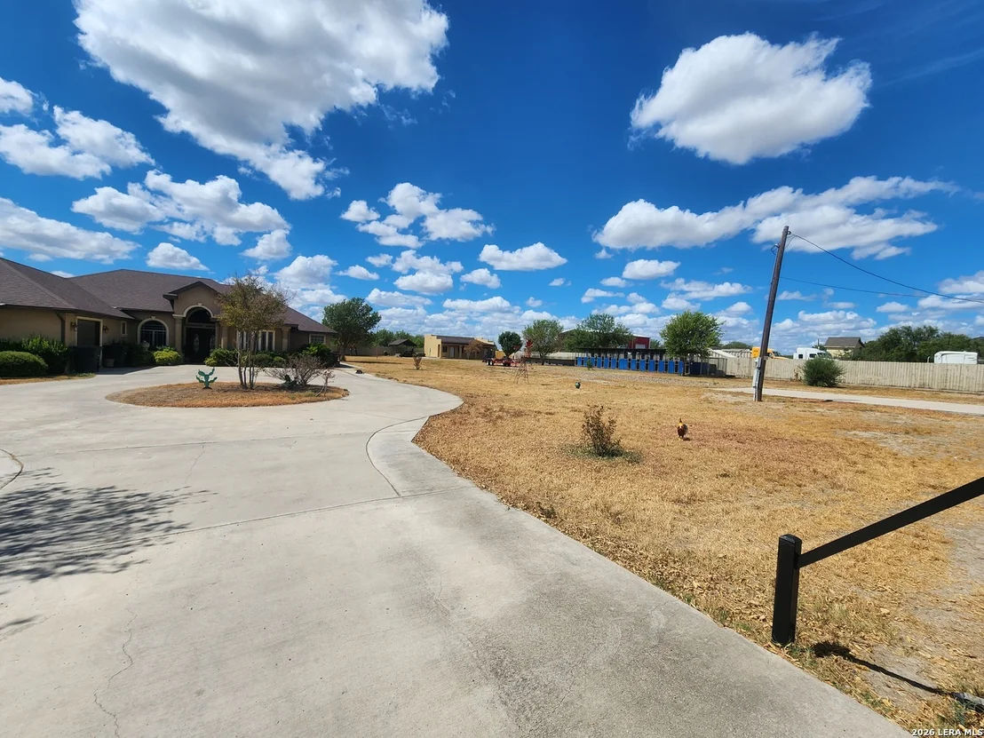 Photo of 210 COUNTY ROAD 237