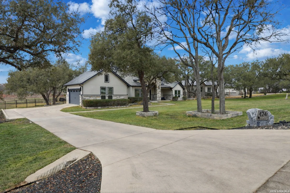 Photo of 424 Arthur Ct