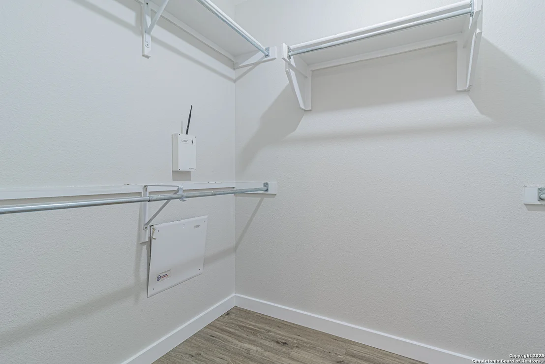 Photo of 5200 Columbia