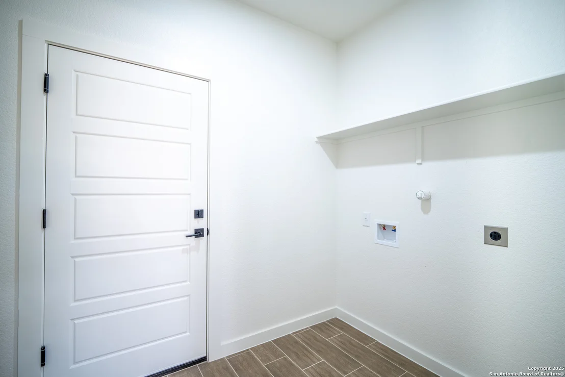 Photo of 15125 norvell