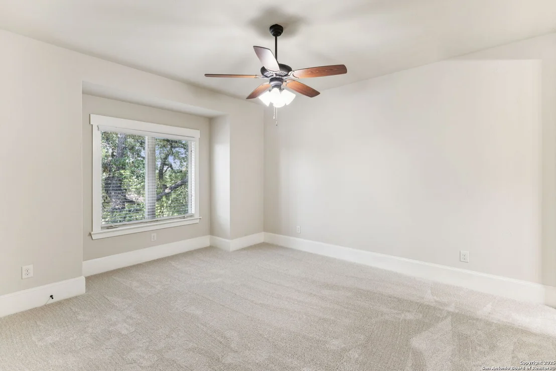 Photo of 5 Liser Glen
