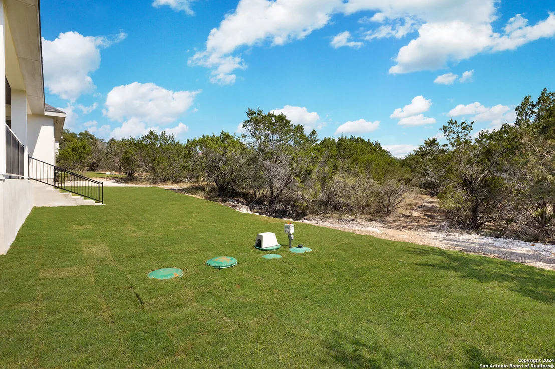 Photo of 335 TOUCAN DR