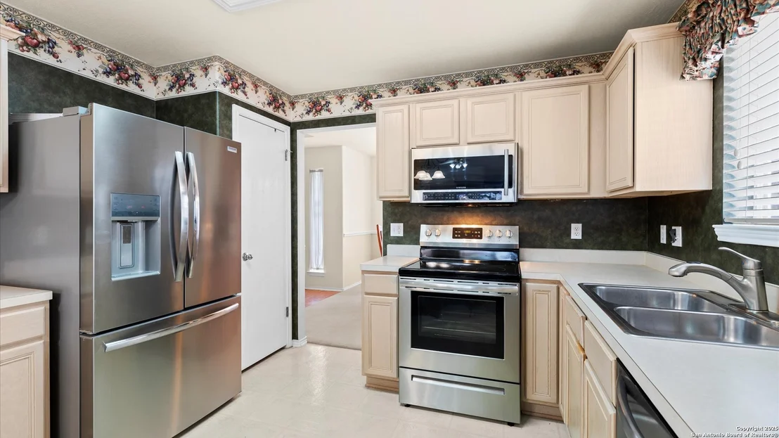 Photo of 4664 Summit Hill Dr