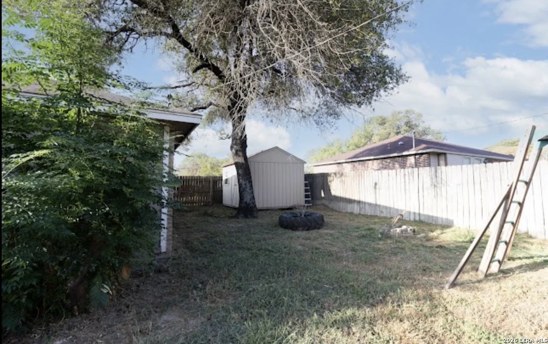 Photo of 302 BAIN DR