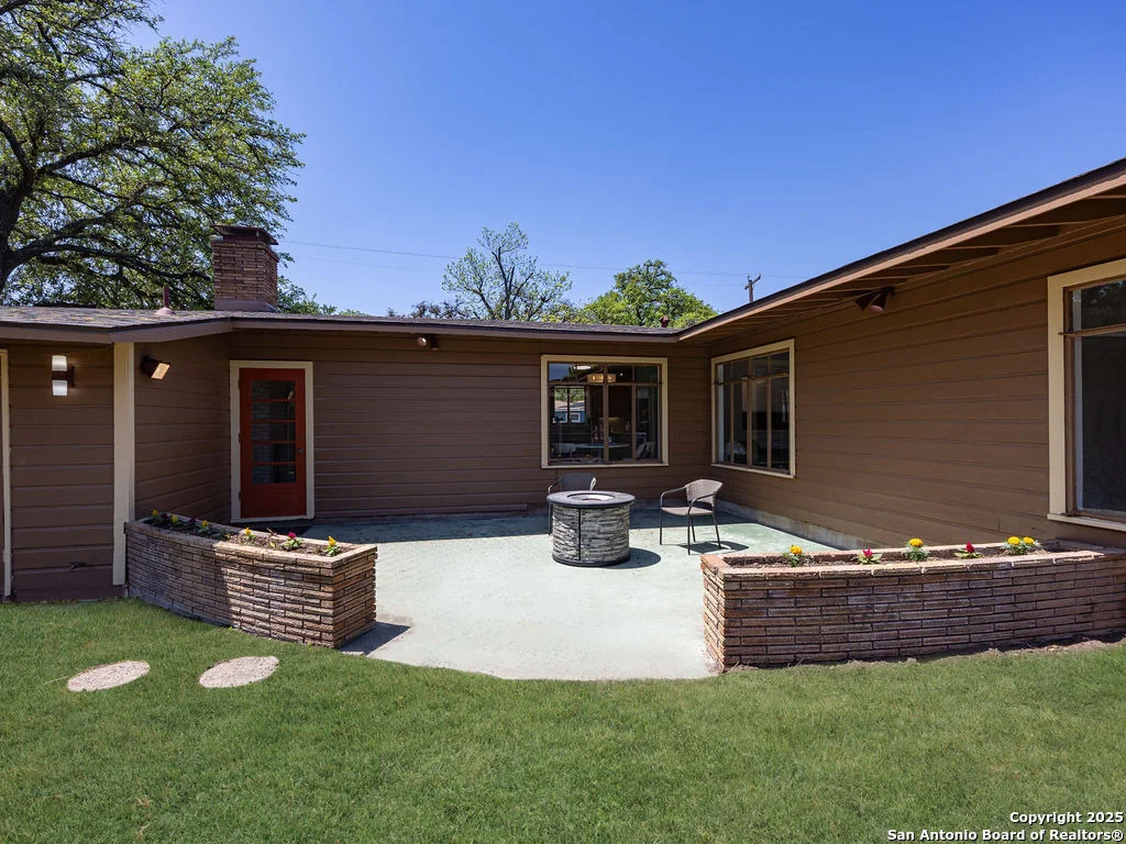 Photo of 68 Vaughan Pl