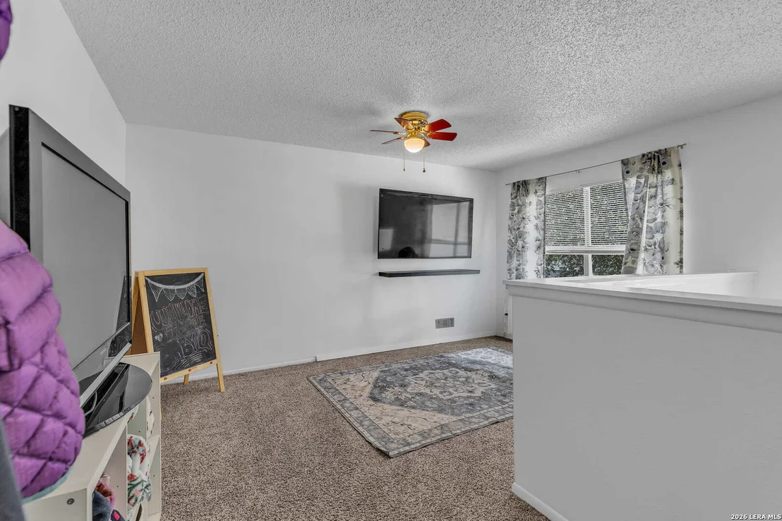 Photo of 8218 Laurel Bnd