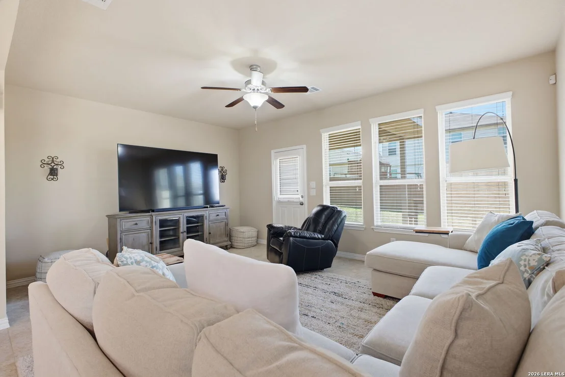 Photo of 6054 Akin Cir