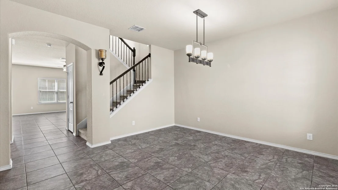 Photo of 8243 Puente