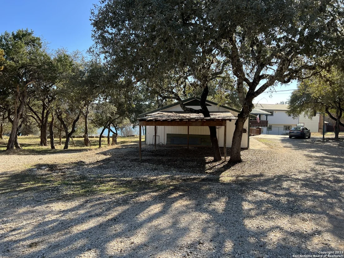 Photo of 119 CEDAR TREE LN
