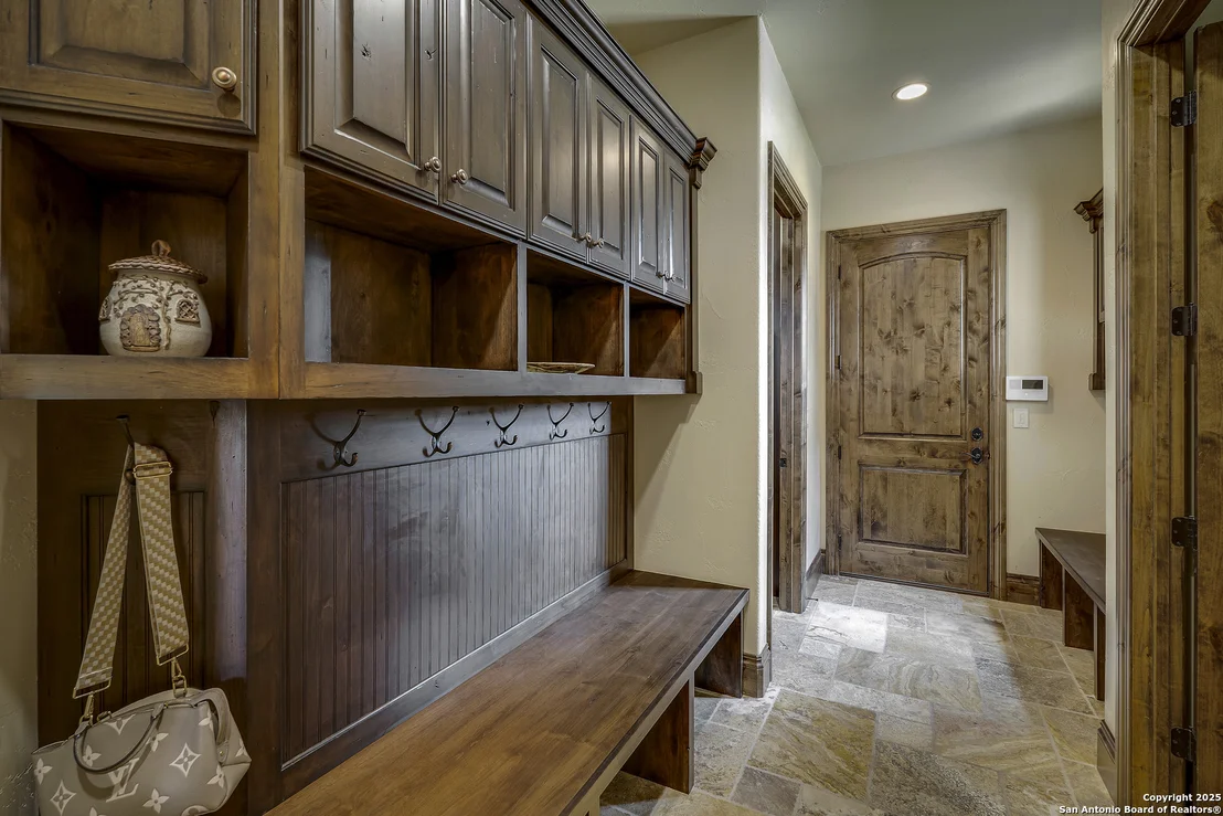 Photo of 35 Winged Foot