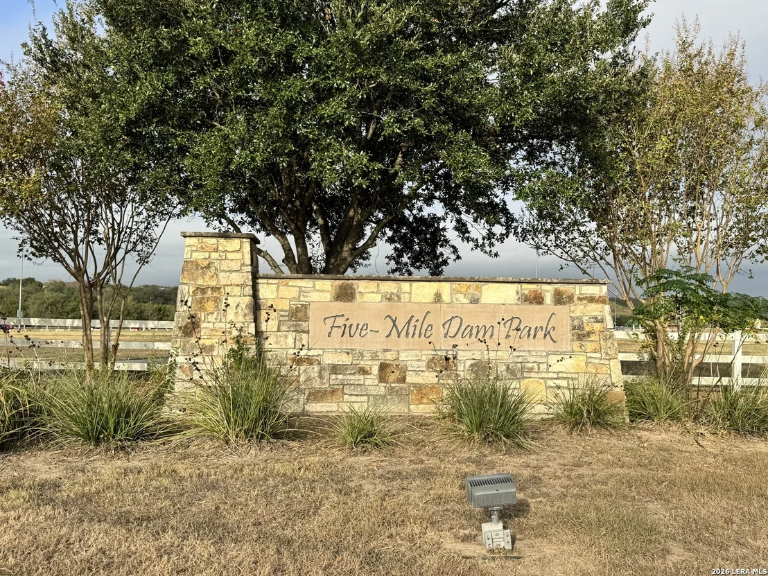 Photo of 217 SPLIT RAIL DR