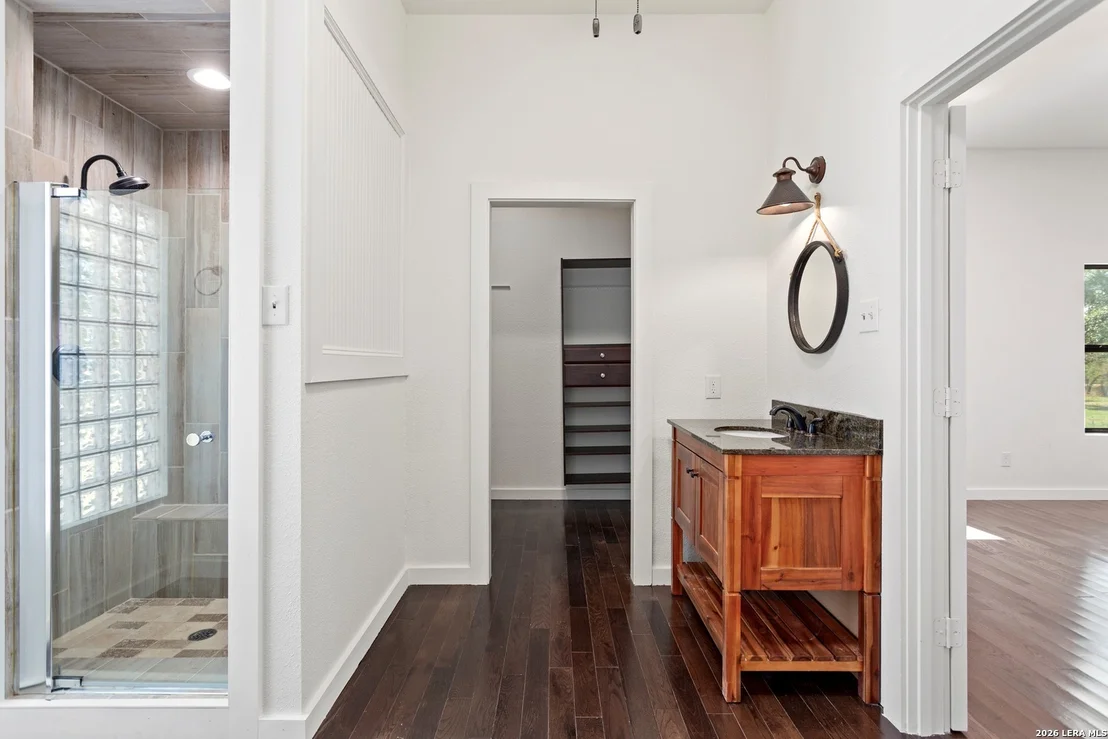 Photo of 680 ASPEN RDG