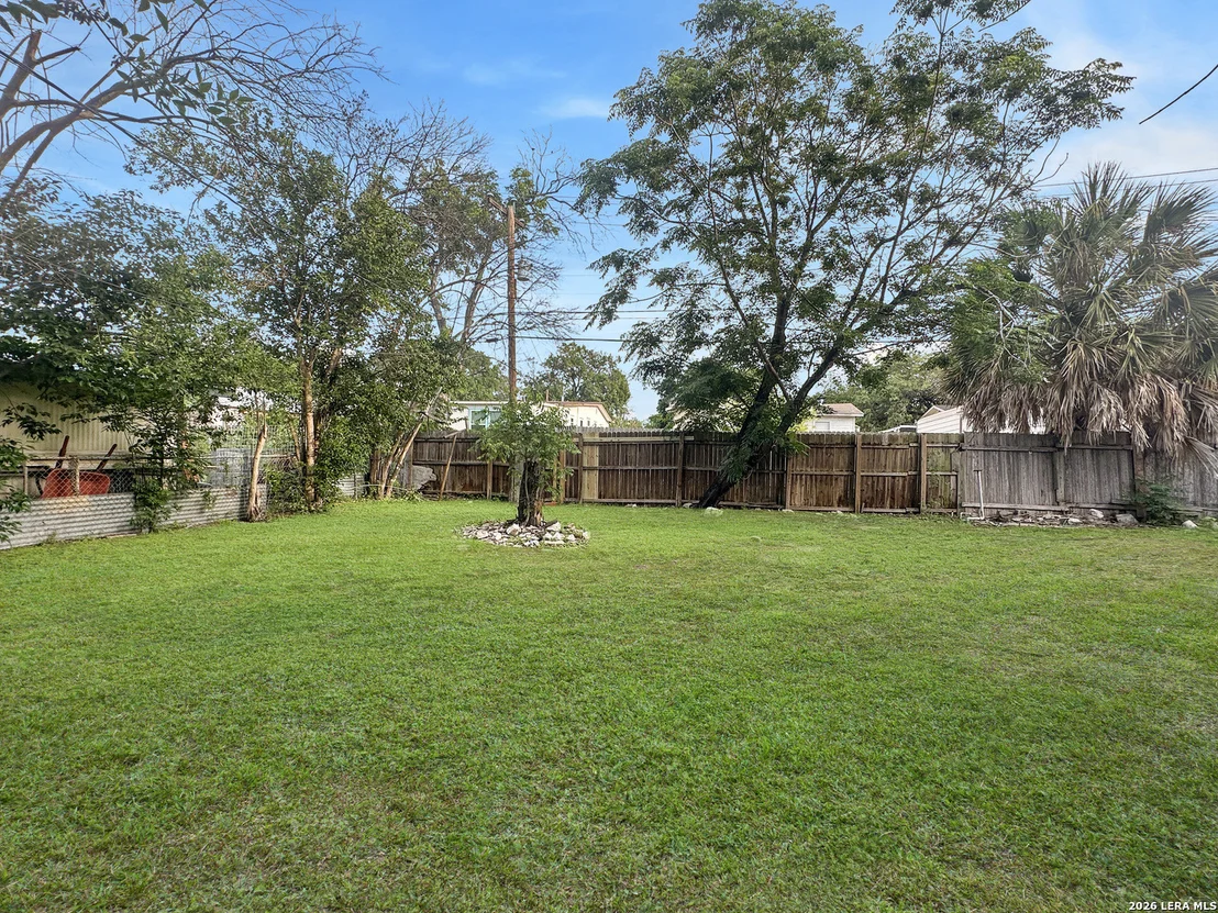 Photo of 146 GASKIN DR