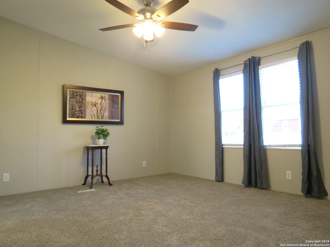 Photo of 417 Rosemary