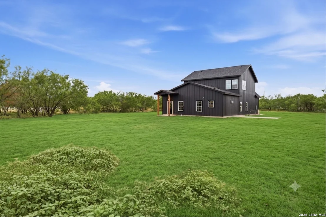Photo of 111 County Road 2660