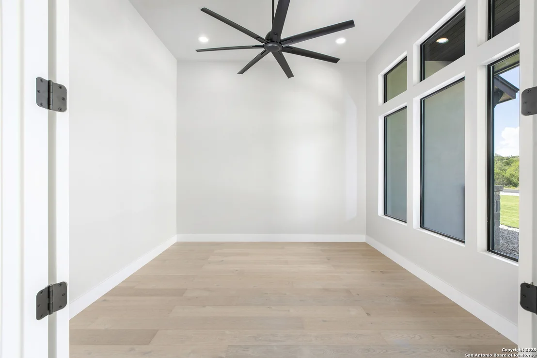 Photo of 118 Obscure Way