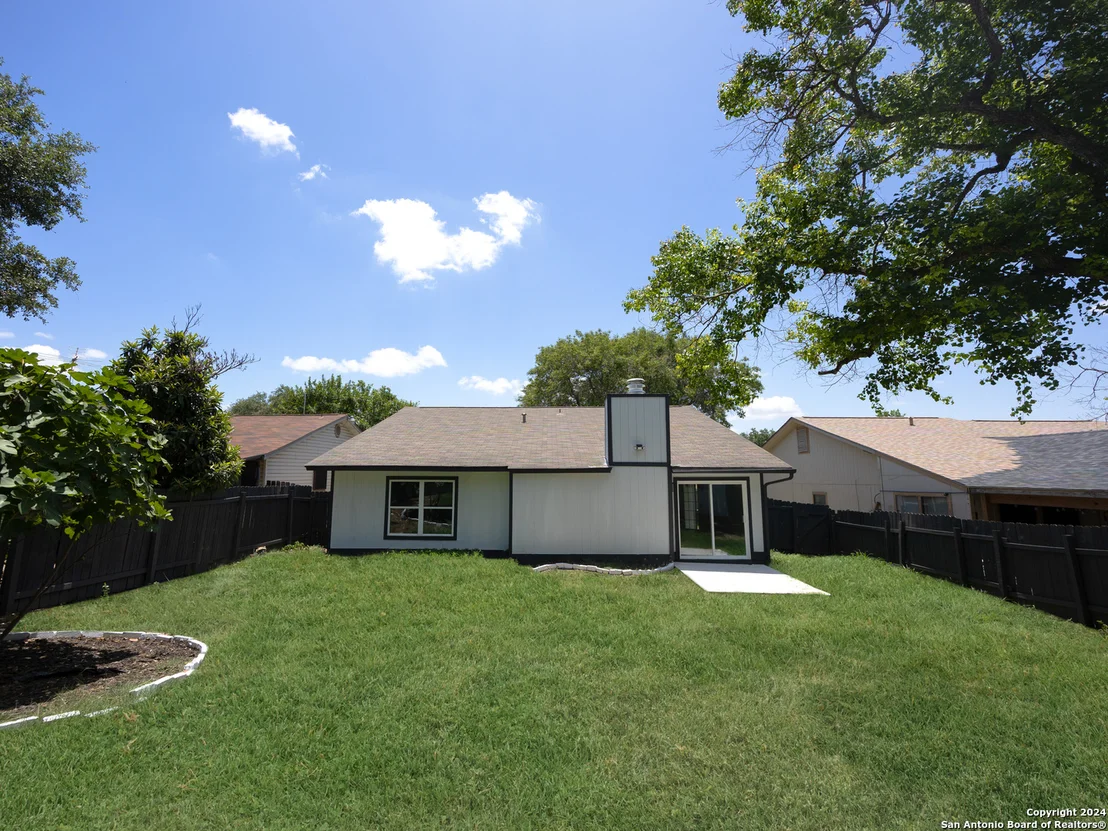 Photo of 7707 clear ridge