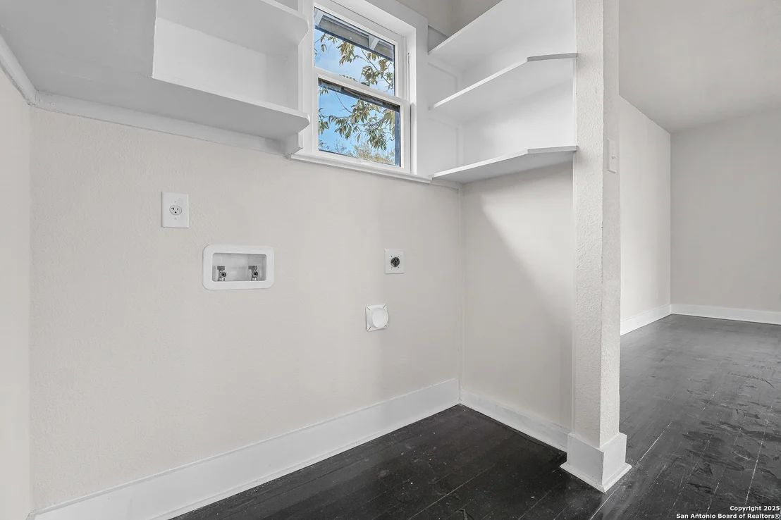 Photo of 343 Canton