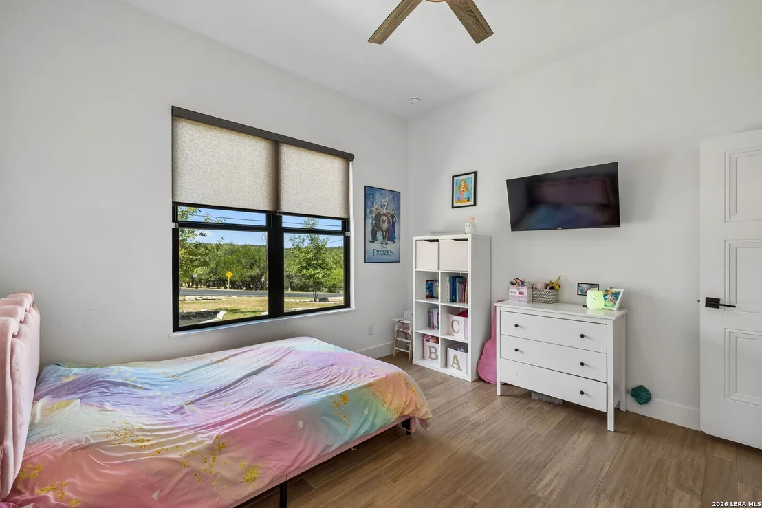 Photo of 216 MIDNIGHT DR