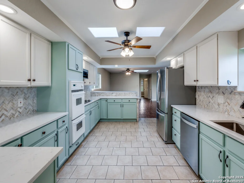 Photo of 505 river oak